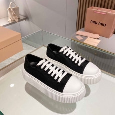 Miu Miu Casual Shoes